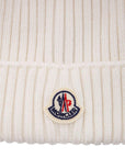 Moncler Enfant cappello con pompon - Ninna Nanna