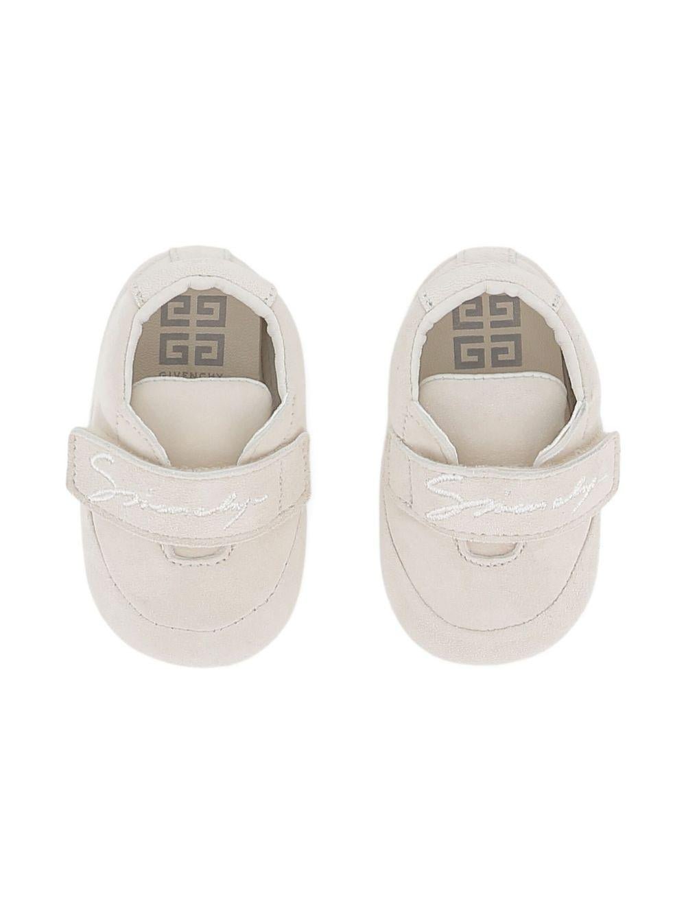 Scarpina per neonata Givenchy Kids scamosciata - Ninna Nanna